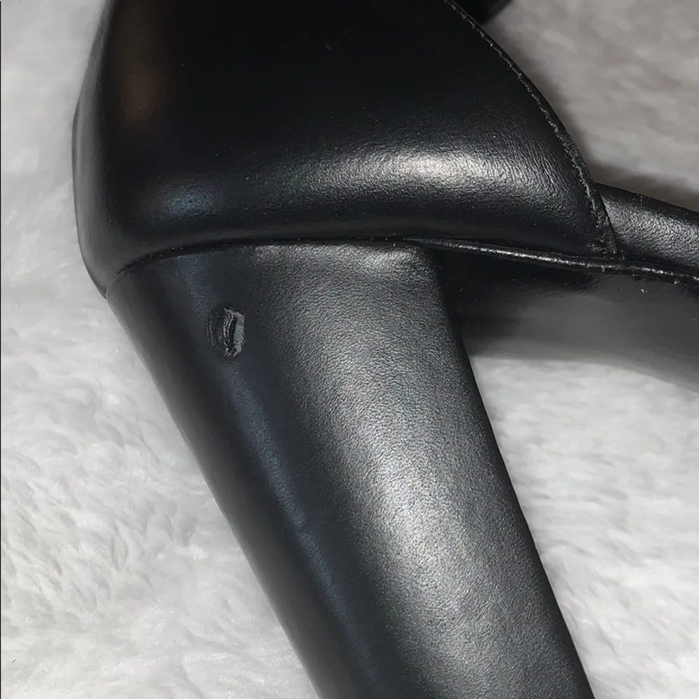 BNWOT Charles David Platform Peep Toe Heel